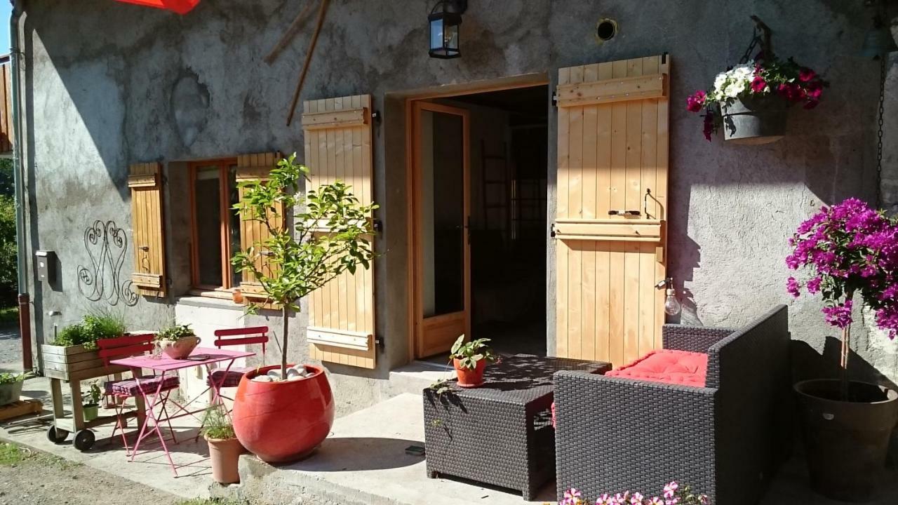 Ferme Familiale Chez Lili Vila Alex Exterior foto