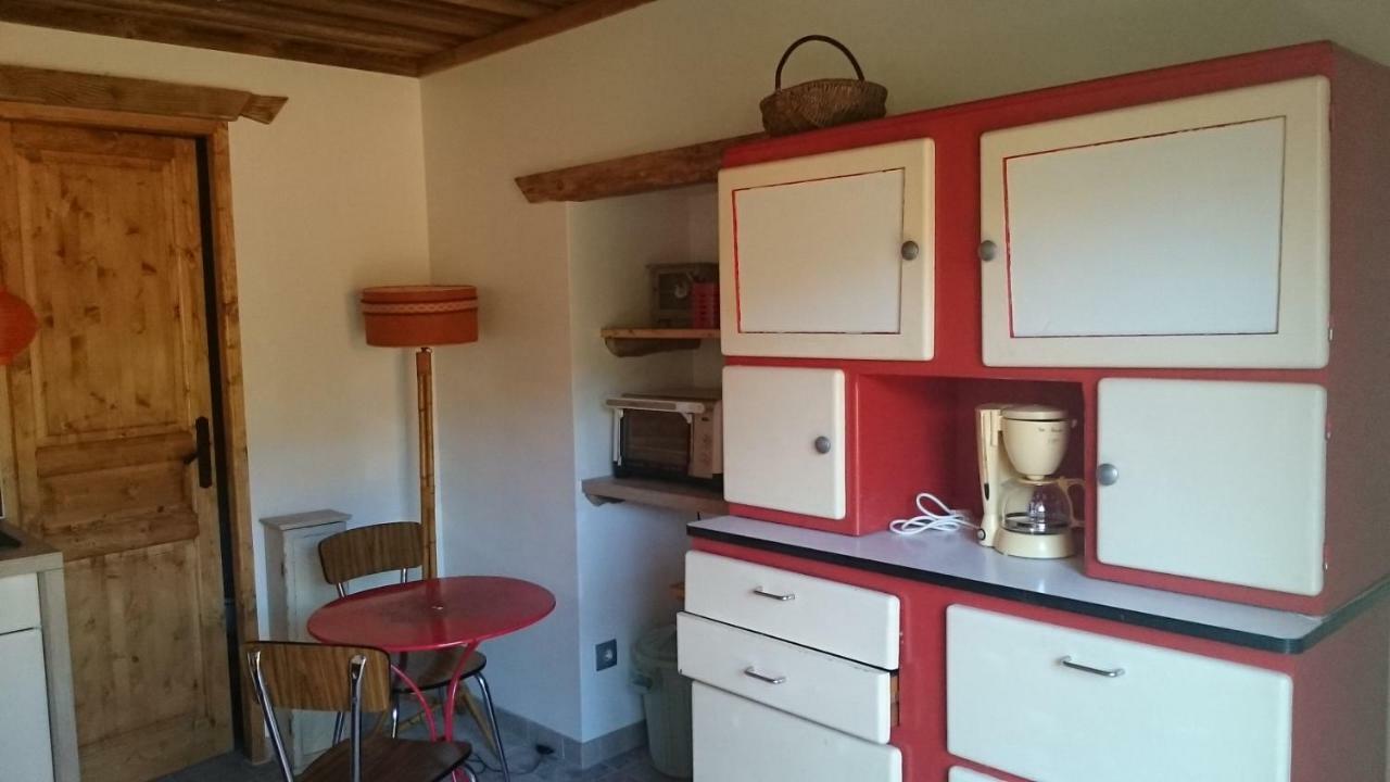 Ferme Familiale Chez Lili Vila Alex Exterior foto
