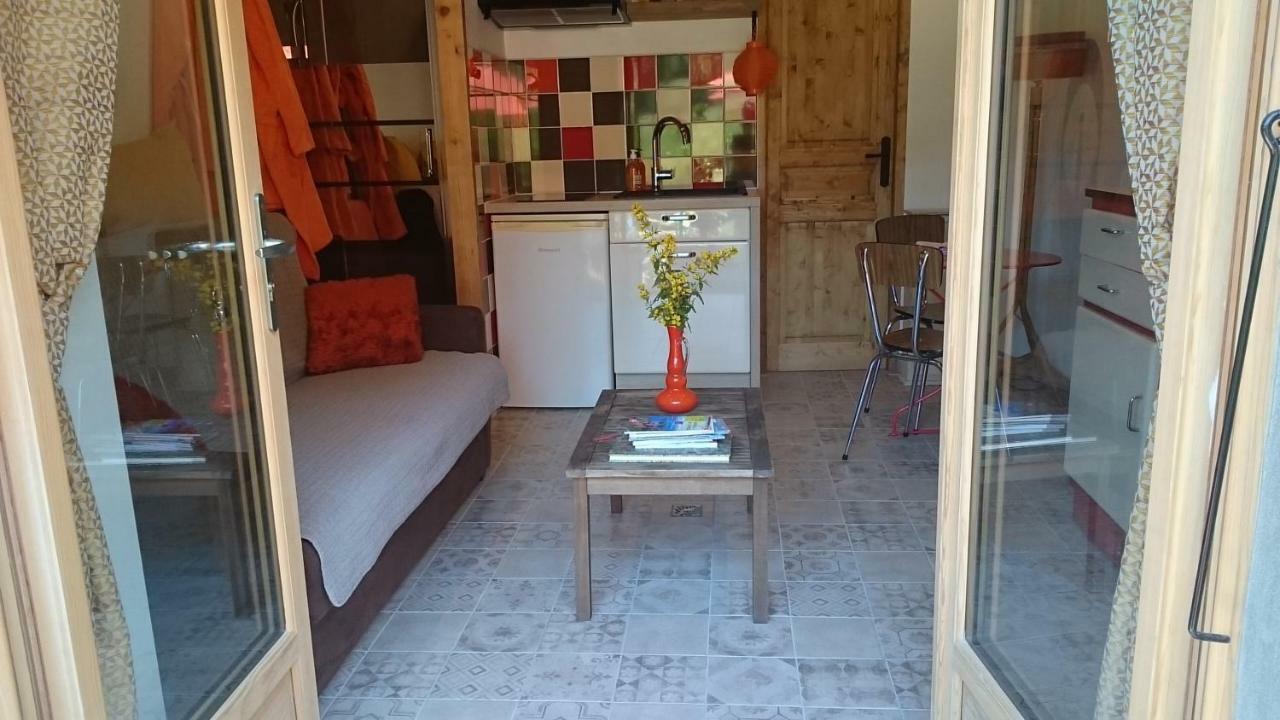 Ferme Familiale Chez Lili Vila Alex Exterior foto